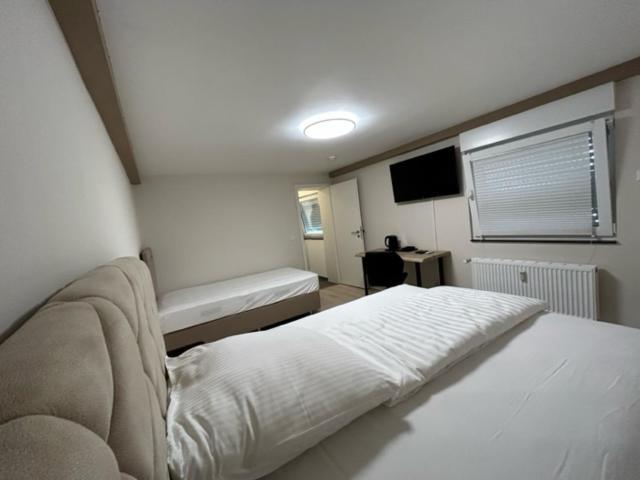 Rheinischer Hof Appartements Leverkusen Eksteriør bilde
